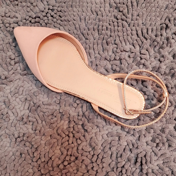New Pointed Wide Flats Pale Beige Rose Gold Straps - Picture 7 of 7
